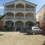 Apartment Nika