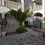 公寓 Nika 塞利讷
