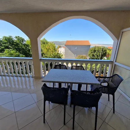 Apartment Nika Seline