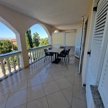 Nika Apartamento