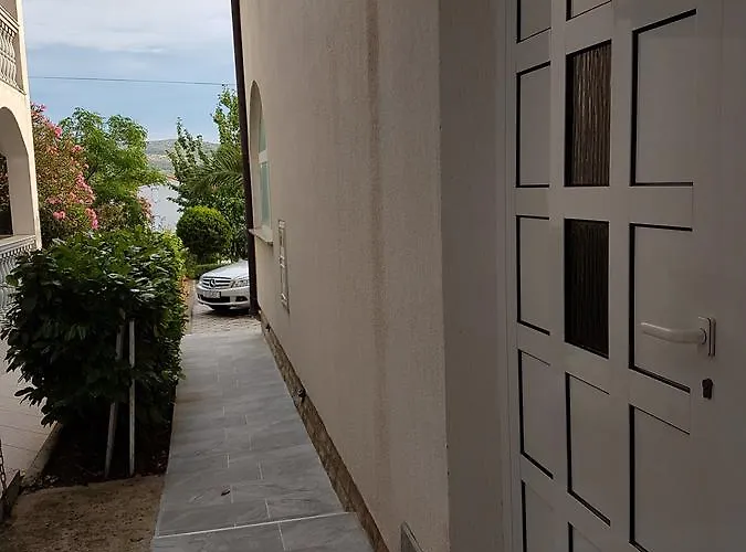 Apartment Nika Seline