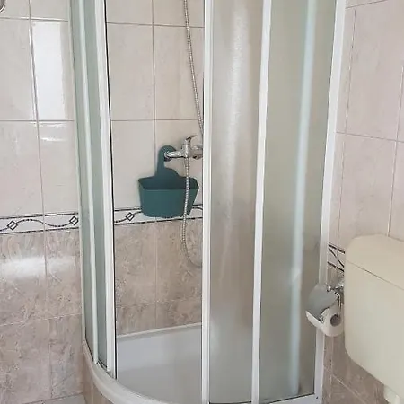 شقة Nika سيلين