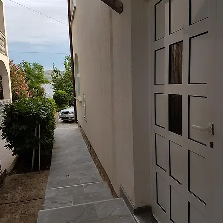 شقة Nika سيلين